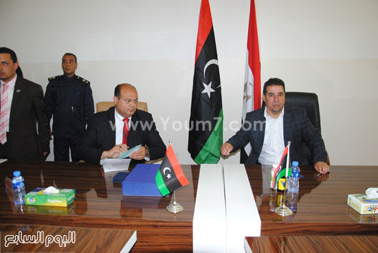 اتفاق الجانبين على عودة حركة التجارة وسفر الشاحنات المصرية إلى ليبيا -اليوم السابع -5 -2015