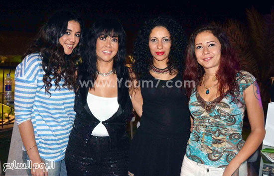 	نهى العمروسى وصديقاتها -اليوم السابع -5 -2015