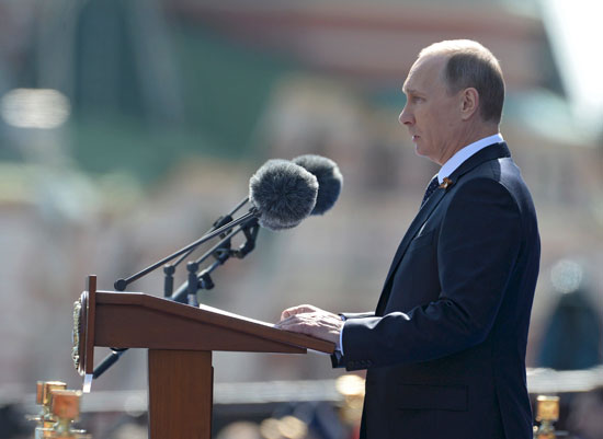	الرئيس الروسى فلاديمير بوتين خلال إلقائه الكلمة  -اليوم السابع -5 -2015
