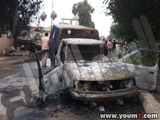 سيارة شرطة تعرضت للحرق -اليوم السابع -5 -2015