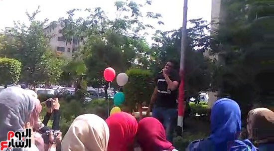 طلاب بـإعلام القاهرة يدشنون حملة لمحاربة الإلحاد داخل الجامعة (2)