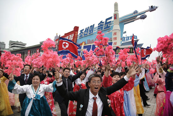 كيم جونج اون زعيم كوريا الشمالية (2)