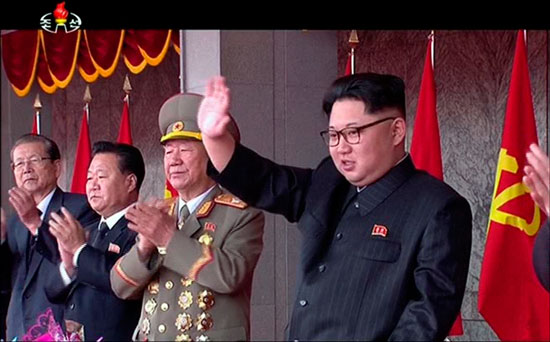 كيم جونج اون زعيم كوريا الشمالية (8)