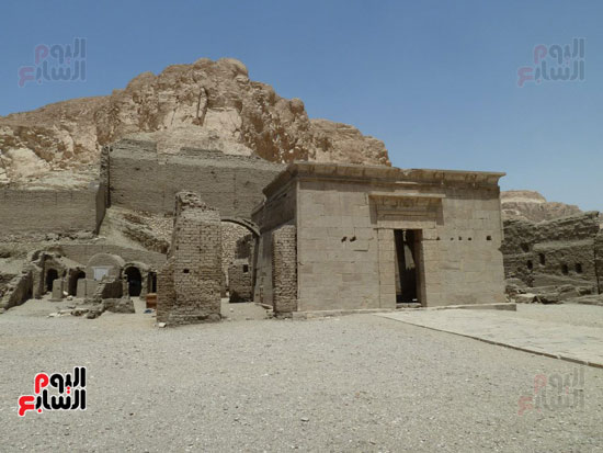 مقابر العامل المصرى القديم (10)