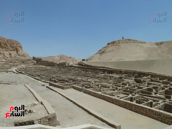 مقابر العامل المصرى القديم (9)