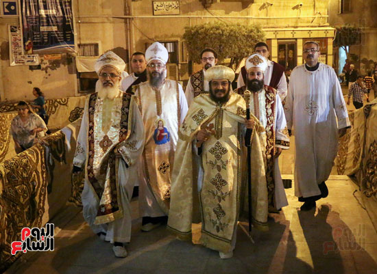 قداس عيد القيامة بالكاتدرائية المرقسية بالإسكندرية   (1)