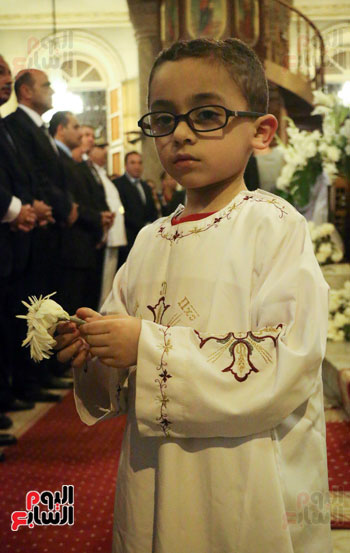 قداس عيد القيامة بالكاتدرائية المرقسية بالإسكندرية   (39)