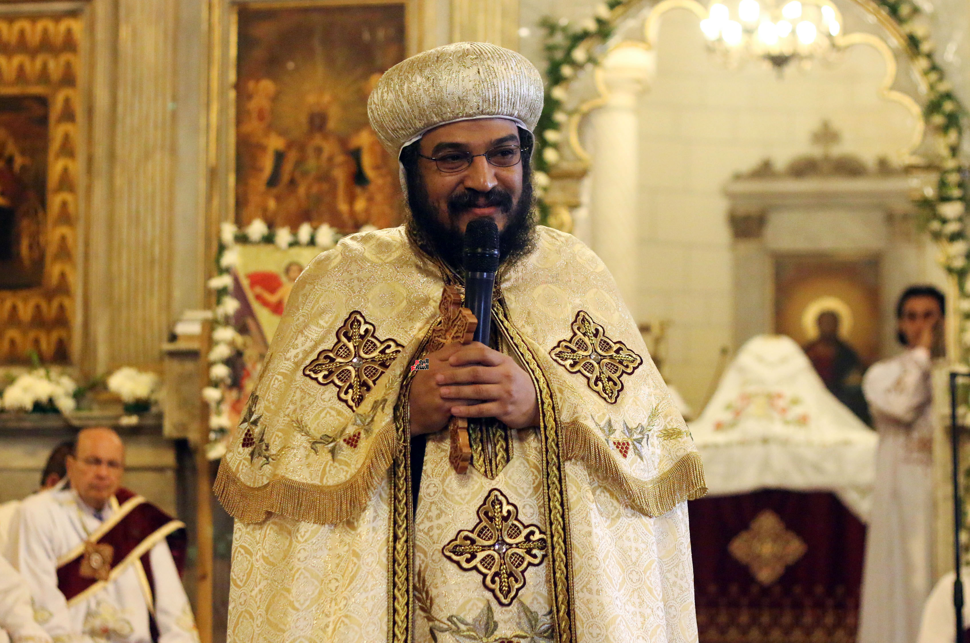 قداس عيد القيامة بالكاتدرائية المرقسية بالإسكندرية   (43)