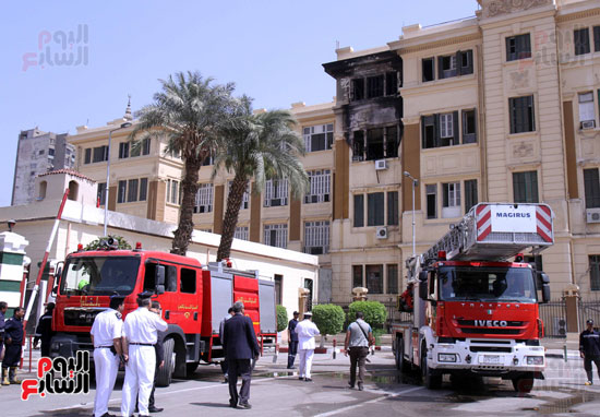 حريق مبنى محافظة القاهرة (2)