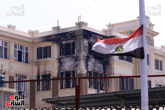 حريق مبنى محافظة القاهرة (8)