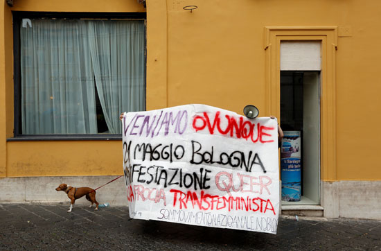إيطاليا توافق على زواج المثليين مدنيا بعد معركة برلمانية طويلة (6)