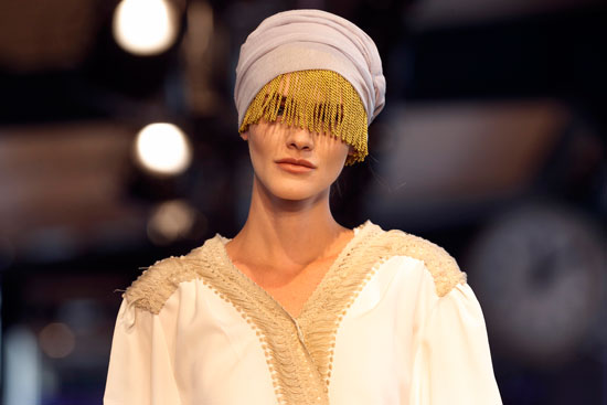 إبداعات أزياء المحجبات فى أسبوع إسطنبول للمحتشمات  (5)