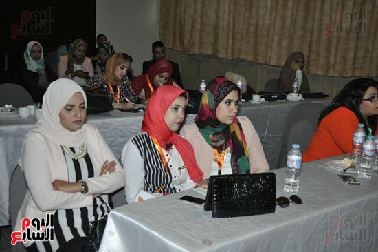المؤتمر الحادى عشر لقسم التوليد والنساء لطب قناه السويس (5)