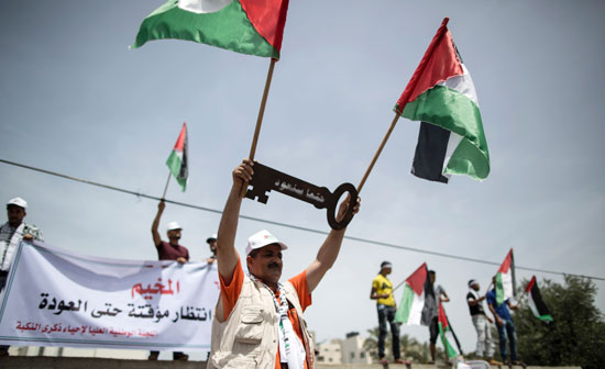 الفلسطينيون يحيون الذكرى الـ68 للنكبه (7)