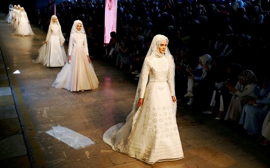 فساتين زفاف تركية ـ عروس محجبة ـ فساتين زفاف للمحجبات (2)