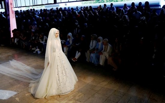 فساتين زفاف تركية ـ عروس محجبة ـ فساتين زفاف للمحجبات (3)