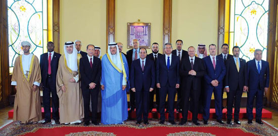 الرئيس السيسى خلال اجتماعه مع وزراء الشباب العرب  (4)