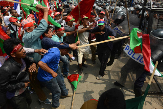 احتجاجات فى نيبال (3)