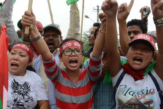 احتجاجات فى نيبال (16)