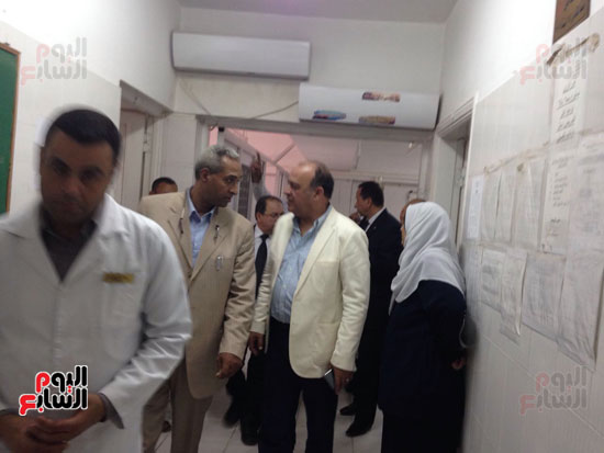 لجنة الصحة بزيارة لمستشفى القناطر  (7)