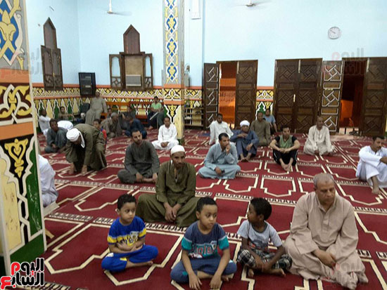 مدير إدارة أوقاف بندر الأقصر يتفقد القوافل الدعوية بـ17 مسجد بمنطقة الكرنك (7)