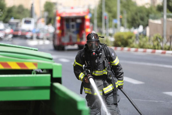 إصابة إسرائيليين باختناق وغثيان بعد تسريب مادة كيميائية سامة فى القدس (3)