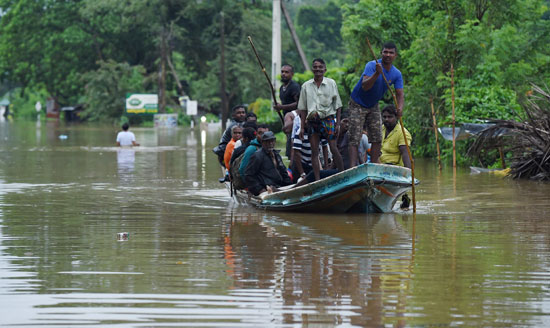 فيضانات سريلانكا  (11)