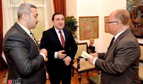 وزير الثقافة يلتقى نظيره الأذربيجانى  (3)