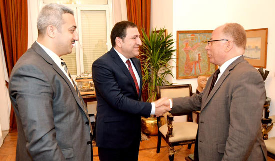 وزير الثقافة يلتقى نظيره الأذربيجانى لبحث العلاقات بين الدولتين  (4)