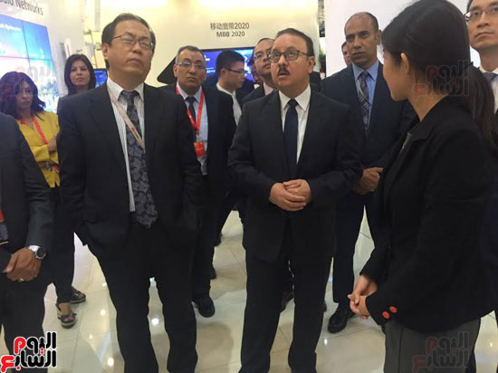 وزير الاتصالات يبحث مع كبرى الشركات الصينية الاستثمار فى مصر (1)