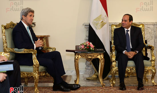 الرئيس السيسي مع وزير الخارجية الأمريكى جون كيرى (1)
