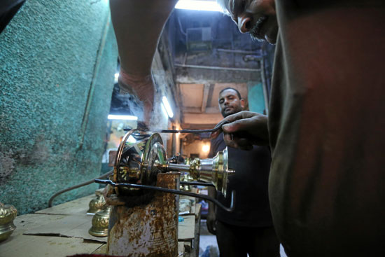 ورشة صغيرة فى مصر تُحافظ على صناعة مواقد بريموس التقليدية (7)