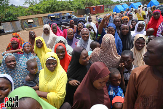 شيخ الأزهر يزور مخيم اللاجئين بالعاصمة النيجيرية أبوجا (6)