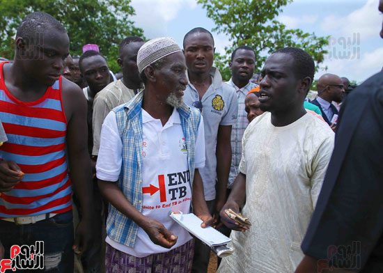 شيخ الأزهر يزور مخيم اللاجئين بالعاصمة النيجيرية أبوجا (16)