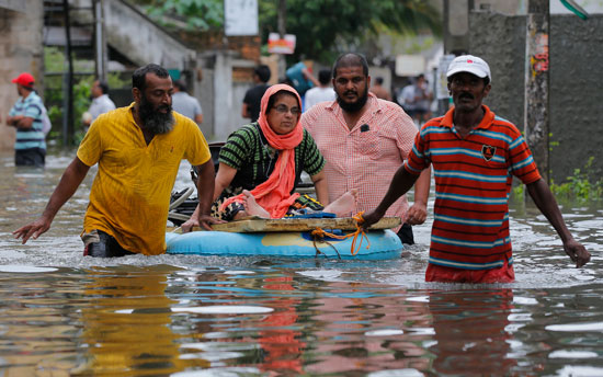 فيضانات سريلانكا (9)