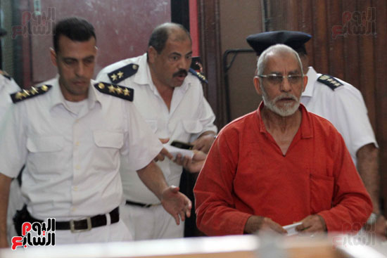 قضية محاكمة محمد بديع (1)