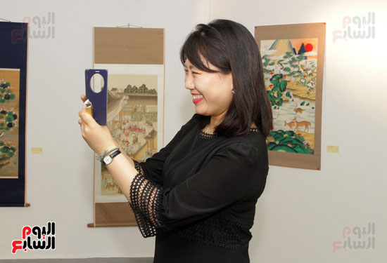 المركز الثقافى الكورى يقيم ورشة عمل لتعليم فن المينهوا (27)