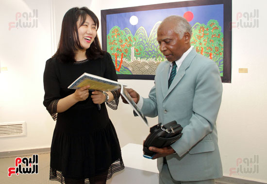 المركز الثقافى الكورى يقيم ورشة عمل لتعليم فن المينهوا (35)