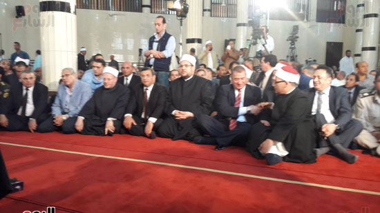 وزير الأوقاف ومفتى الجمهورية يصلان كفر الشيخ لافتتاح المسجد الكبير (3)