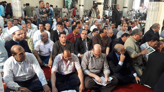 وزير الأوقاف ومفتى الجمهورية يصلان كفر الشيخ لافتتاح المسجد الكبير (5)
