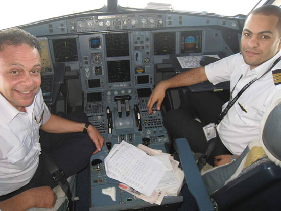 محمد شقيرى قائد الطائرة المنكوبة (13)