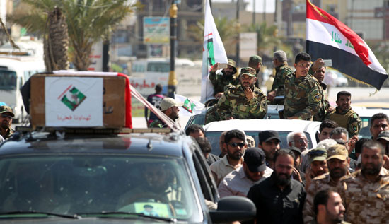 -تشييع-جثامين-محتجين-قتلوا-فى-المنطقة-الخضراء-ببغداد-(8)