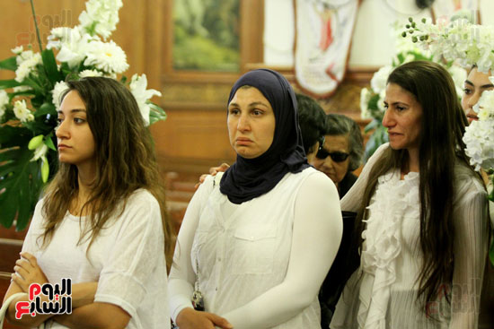 كنيسة العذراء بمدينة نصر تصلى قداس الجناز على يارا مضيفة الطائرة المنكوبة (41)