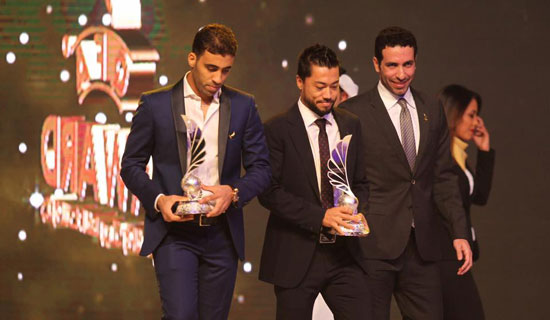 محمد أبو تريكة خلال توزيع الجوائز (5)
