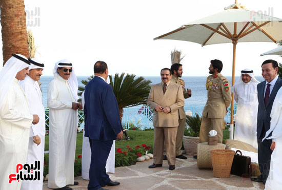 الملك-حمد-بن-عيسى-آل-خليفة-ملك-البحرين-خلال-زيارته-لشرم-الشيخ-(5)