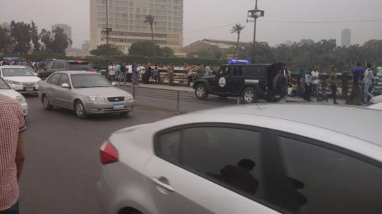 سيارات-الانتشار-السريع-تجوب-ميدان-التحرير-وكوبرى-قصر-النيل-(1)