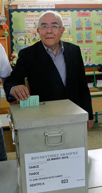 الانتخابات  القبرصية  (9)