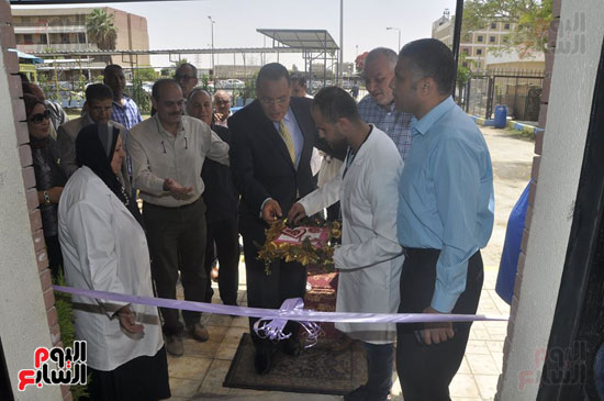 إفتتاح وحدة العلاج الإشعاعي بالمستشفى الجامعى بالاسماعيلية (4)