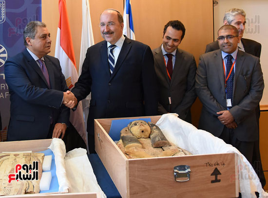 مراسم تسليم الآثار المصرية المسروقة من إسرائيل (1)