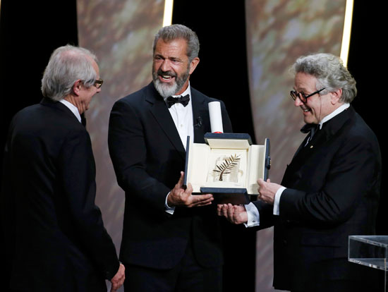 المخرج كين لوتش يفوز بجائزة السعفة الذهبية (5)
